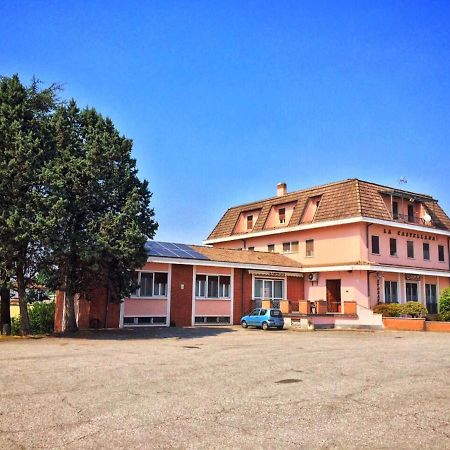 Locanda La Castellana Castello d'Agogna Exterior foto